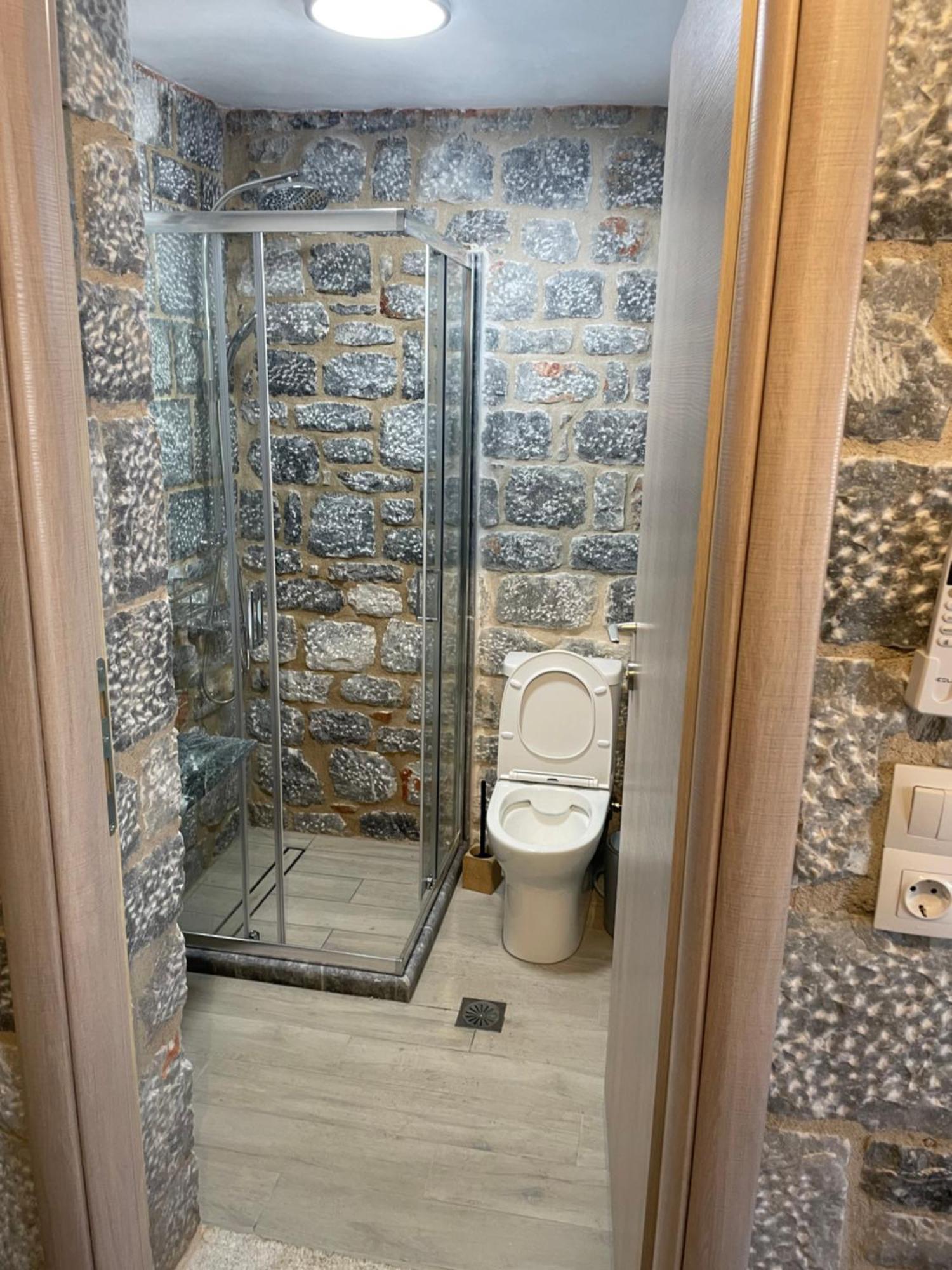 Aroma Avlis Apartamento *